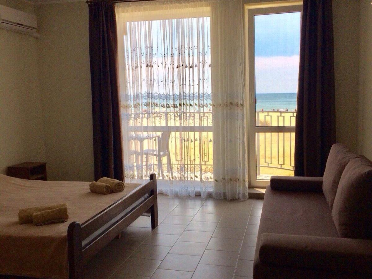 זאטוקה Hotel Golden Beach מראה חיצוני תמונה