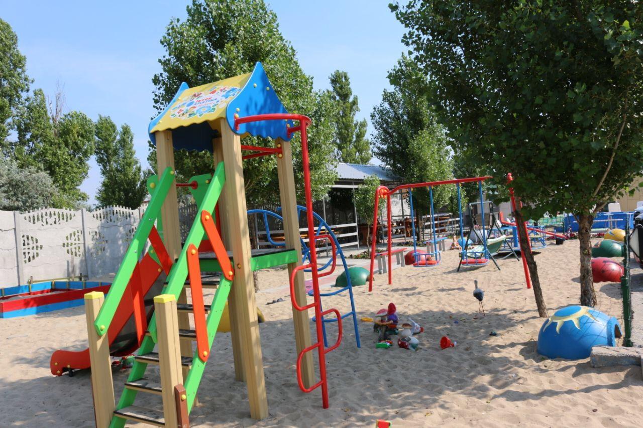 זאטוקה Hotel Golden Beach מראה חיצוני תמונה