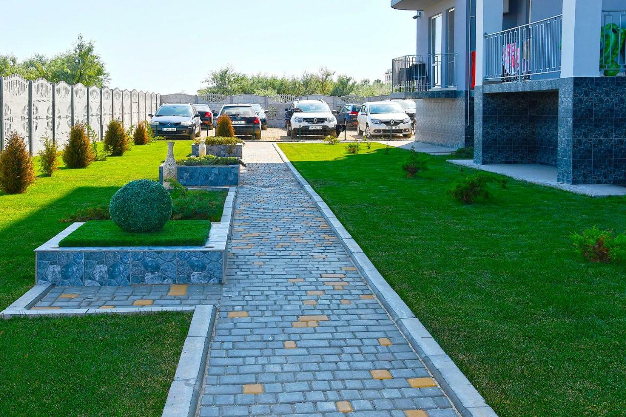 זאטוקה Hotel Golden Beach מראה חיצוני תמונה