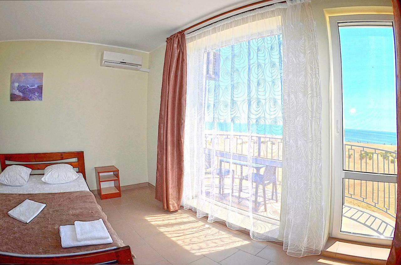 זאטוקה Hotel Golden Beach מראה חיצוני תמונה